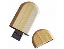 Pen Drive de Madeira